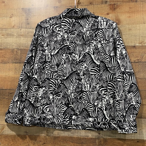 Alfred Dunner Zebra Print Jacket Size 16W - Picture 3 of 7